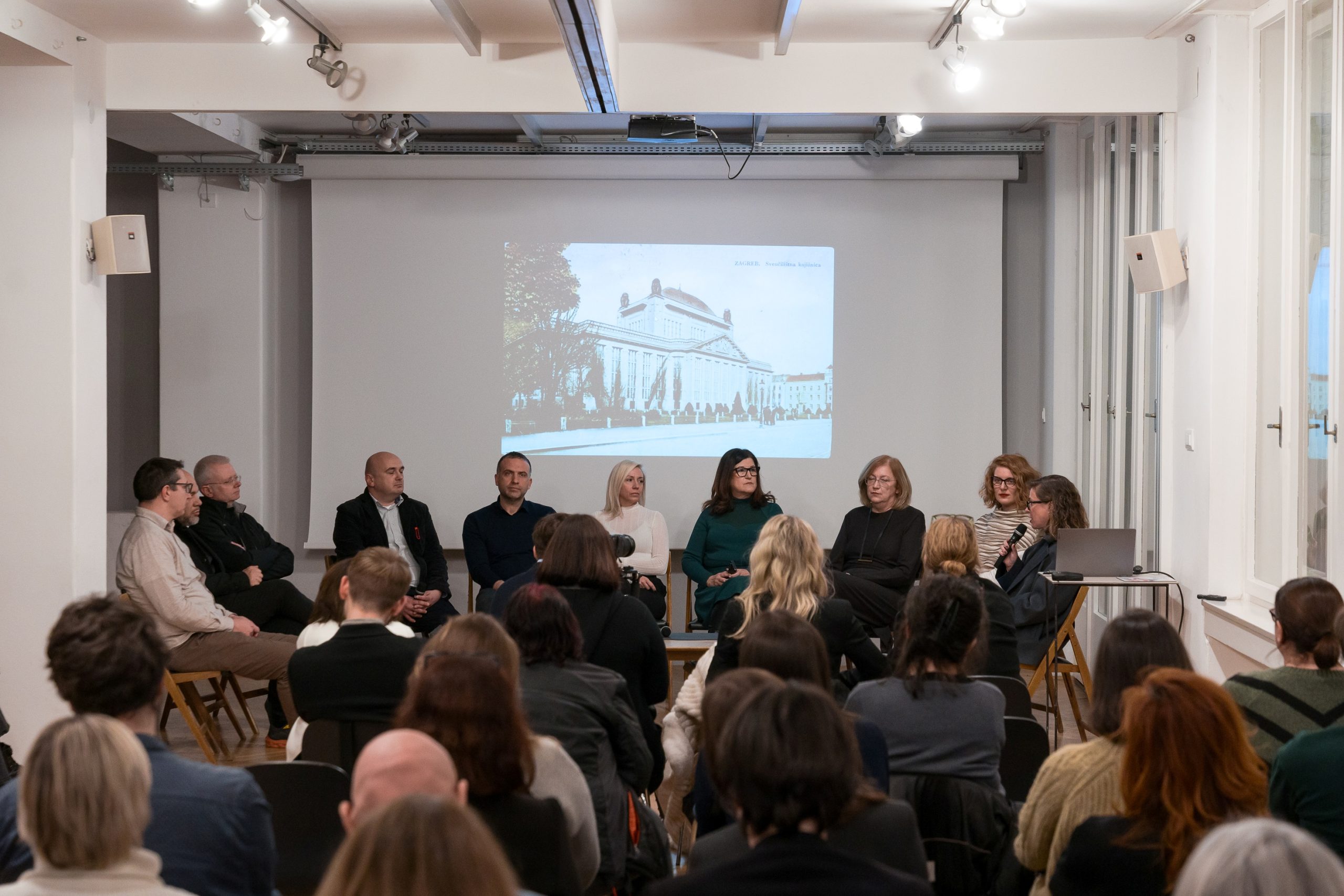 Okrugli stol: “Kome (ne) trebaju natječaji?” – fotogalerija