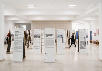 Mies u Splitu – fotogalerija