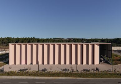 Nominacija za Nagradu „Viktor Kovačić“ – Sportska dvorana Račice